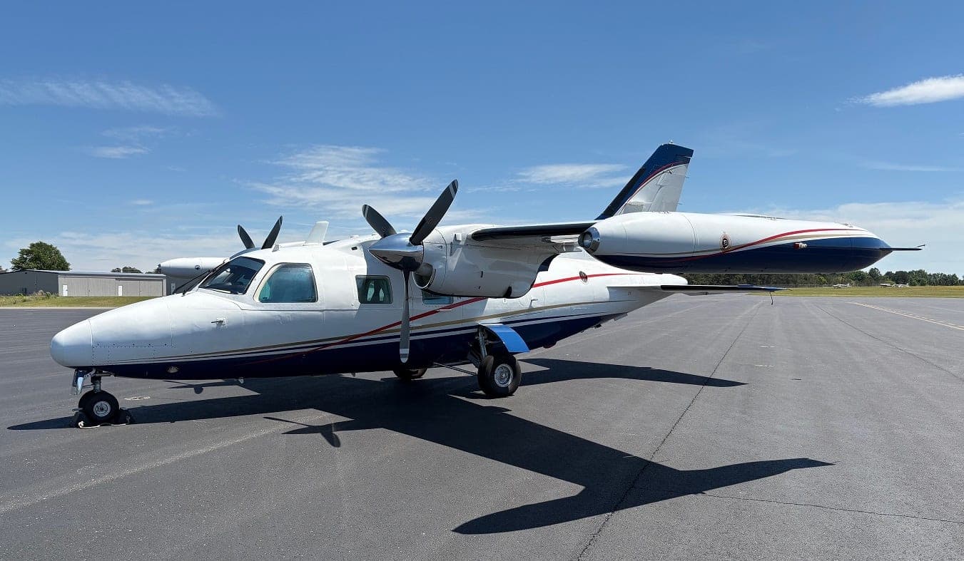 1975 Mitsubishi MU-2B-26 N383TX — left three-quarter view