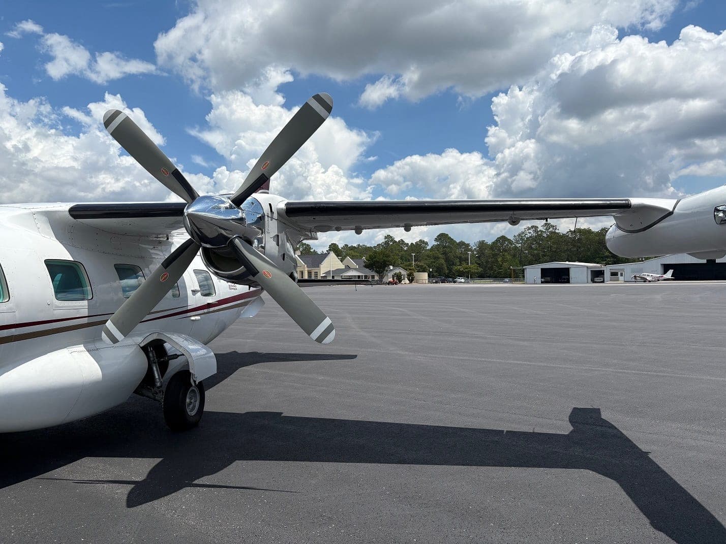 Five-blade composite propeller on a Mitsubishi MU-2